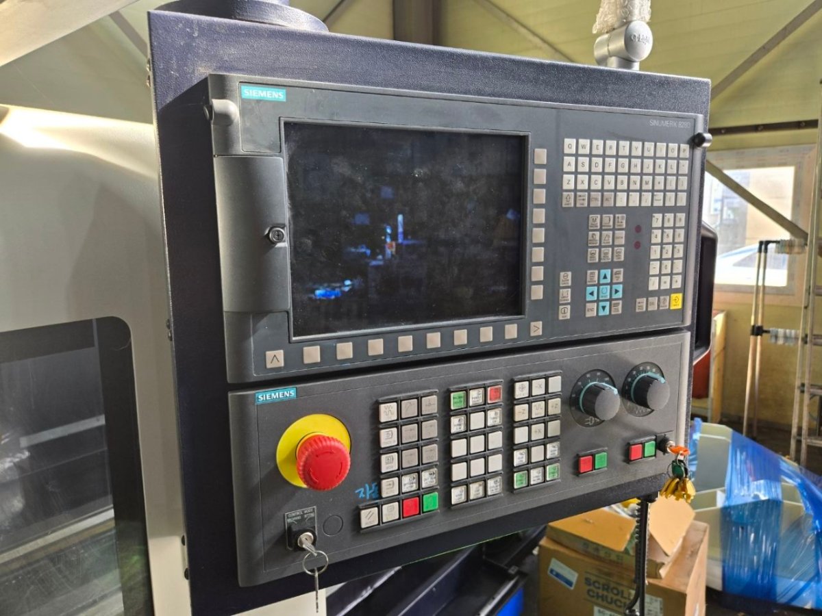 중고 화천 MEGA-72(3000) 수평 CNC선반 2022년 2