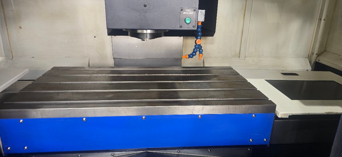 중고 화천 VESTA-1050B(6KBT-50) 수직 머시닝센터 2019년 3