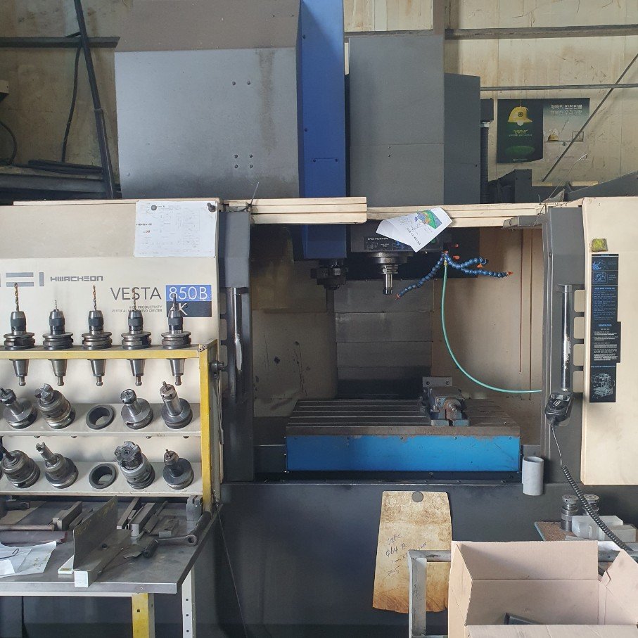 중고 화천 VESTA-850B(6KBT-50) 수직 머시닝센터 2013년 4